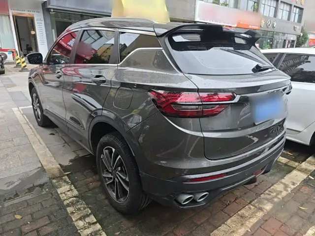 Geely Binyue — Фото автомобиля 4
