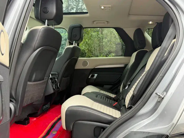 Land Rover Discovery — Фото автомобиля 9