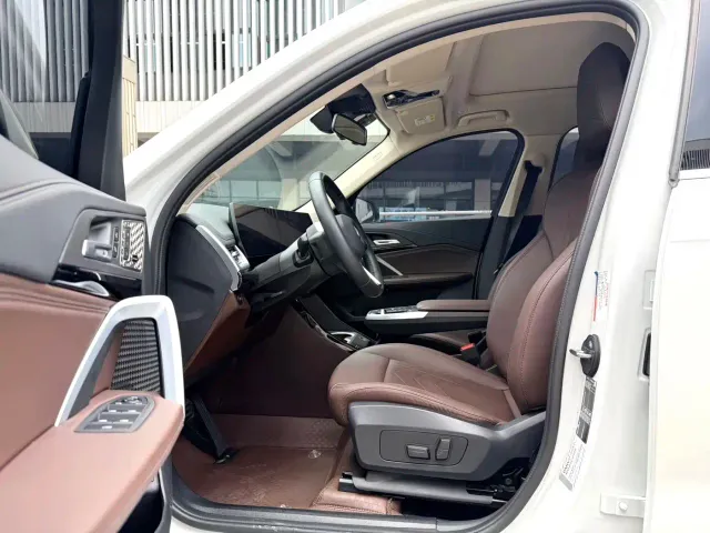 BMW X1 — Фото автомобиля 4