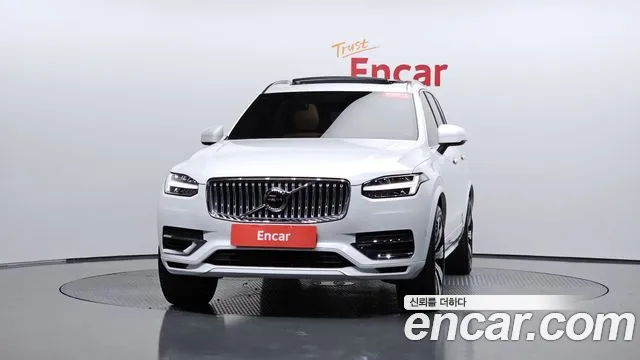 Вольво XC90 — Фото автомобиля 2