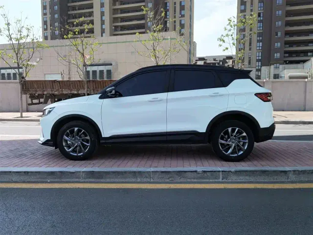 Geely Binyue — Фото автомобиля 19