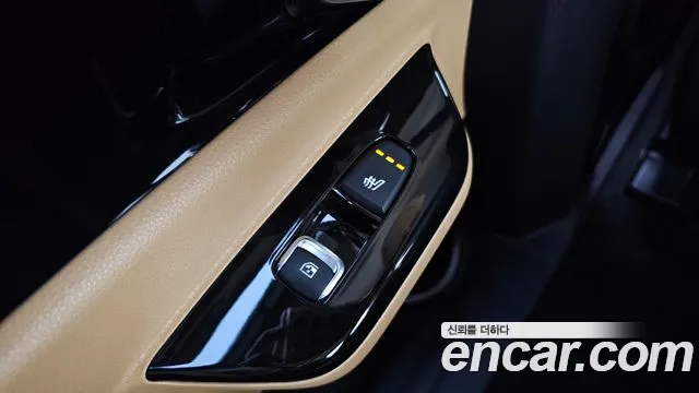 Kia Canival Carnival 4 поколение Бензин 9 мест Signature — Фото автомобиля 23