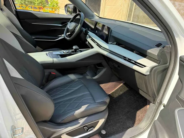 Changan CS75 Plus — Фото автомобиля 4