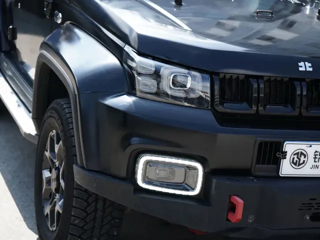 BAIC BJ40 — Фото автомобиля 10