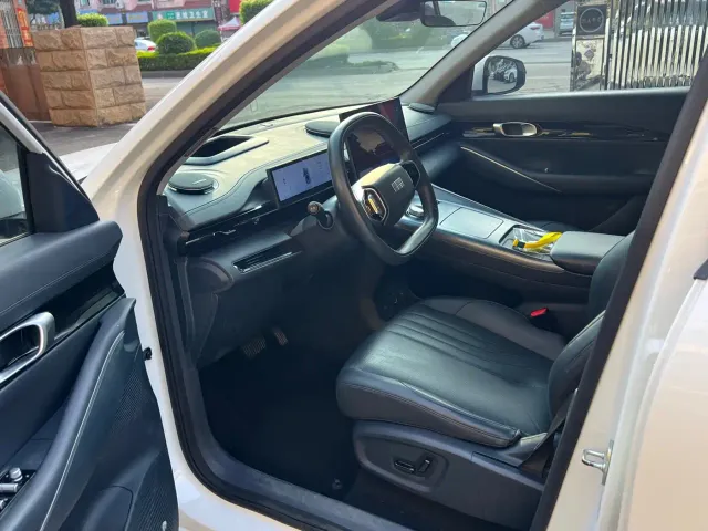 Geely Galaxy E5 — Фото автомобиля 8