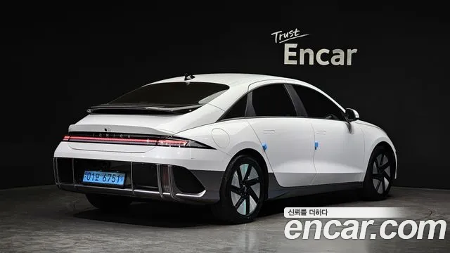 Hyundai Ioniq 6 — Фото автомобиля 2
