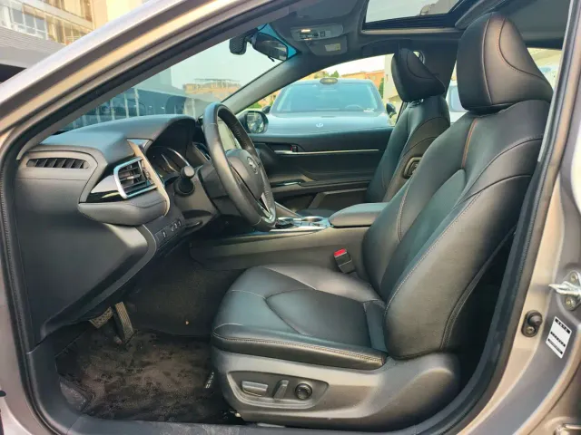 Toyota Camry — Фото автомобиля 11