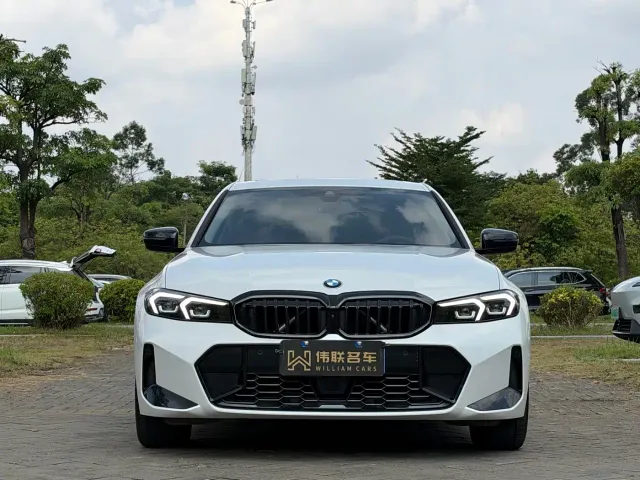 BMW 3 Series — Фото автомобиля 2