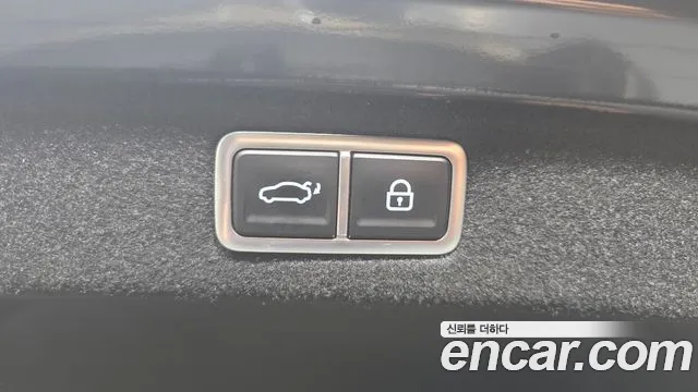Hyundai Grandeur GN7 — Фото автомобиля 20