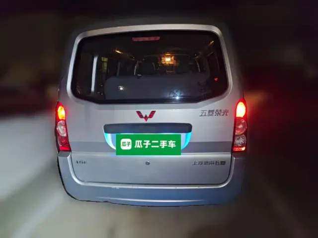 Wuling Rongguang — Фото автомобиля 3