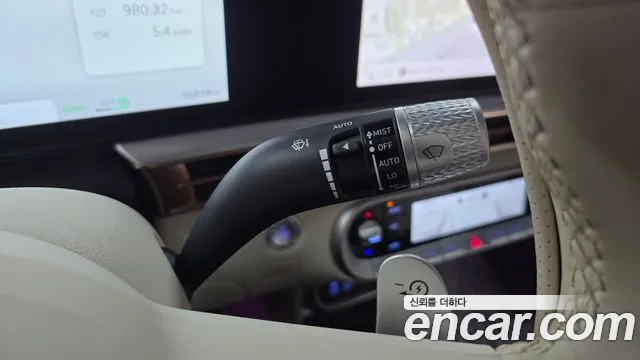 Genesis GV60 — Фото автомобиля 22