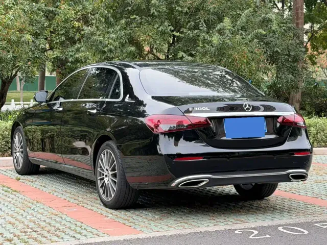 Mercedes-Benz Mercedes-Benz E-Class 2022 Facelift E 260 L — Фото автомобиля 9
