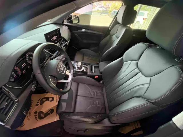 Audi Q5L — Фото автомобиля 4