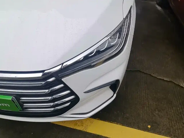 BYD Song MAX — Фото автомобиля 23