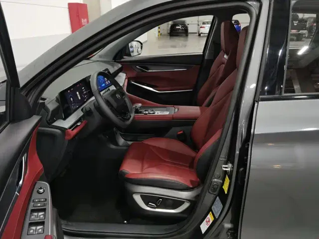 Changan CS75 Plus — Фото автомобиля 10