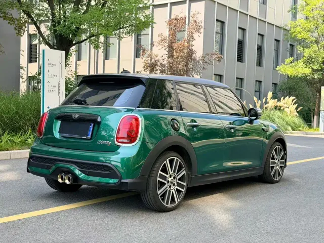MINI Hatch — Фото автомобиля 7