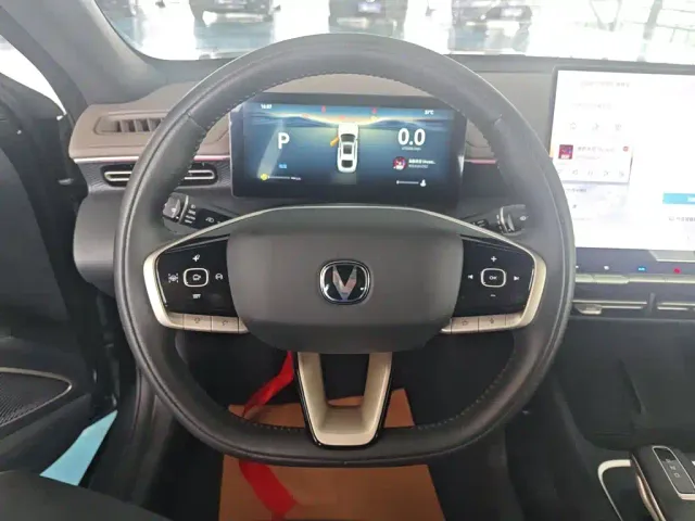 Changan Eado — Фото автомобиля 2