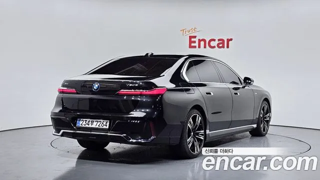 BMW 7-Series 7 серия (G70) — Фото автомобиля 2