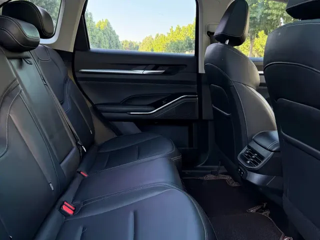 Haval H6 — Фото автомобиля 11
