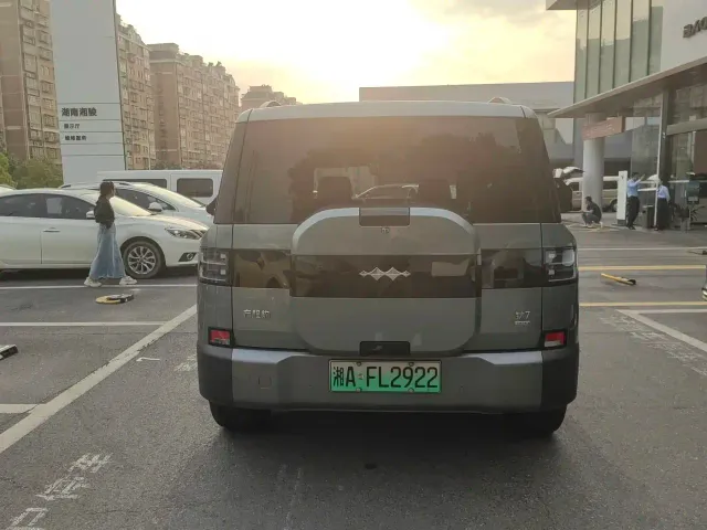 BYD FangChengBao Titanium 7 — Фото автомобиля 6