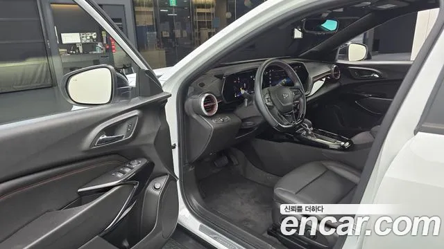ChevroletGMDaewoo Trax Trax Кроссовер — Фото автомобиля 8