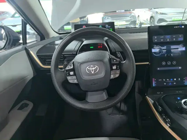 Toyota bZ3 — Фото автомобиля 10