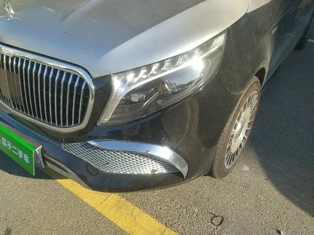 Mercedes-Benz V-Class — Фото автомобиля 23