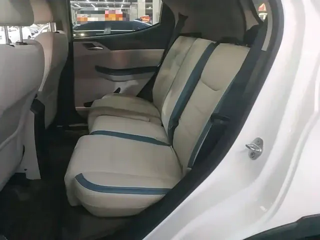 BYD Yuan Pro — Фото автомобиля 16