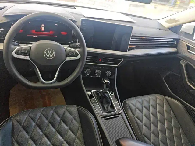 Volkswagen Sagitar — Фото автомобиля 12