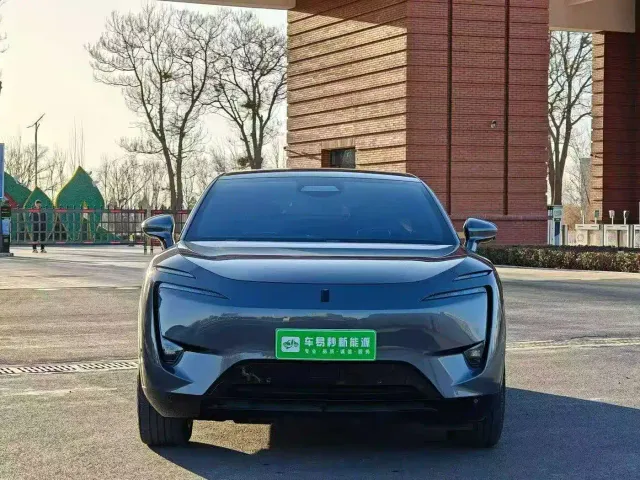 Avatr 11 — Фото автомобиля 2