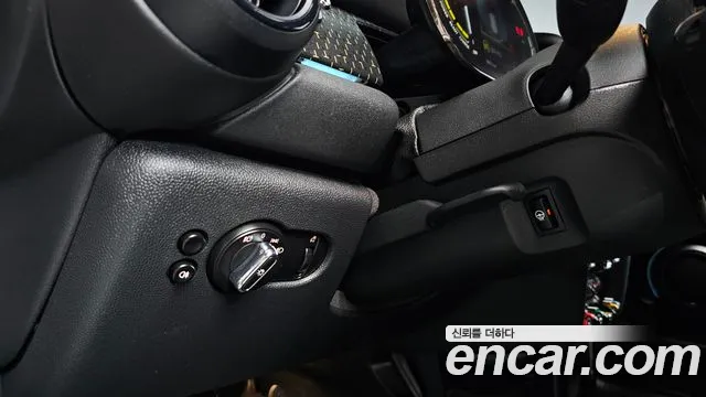 Mini Cooper Cooper Электро SE Электро — Фото автомобиля 18