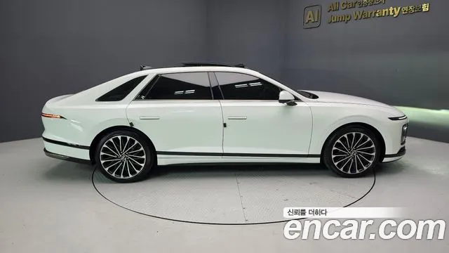 Hyundai Grandeur GN7 — Фото автомобиля 4