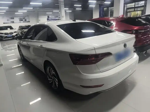 Volkswagen Sagitar — Фото автомобиля 4