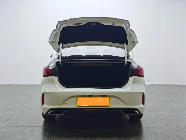 Changan Eado — Фото автомобиля 13