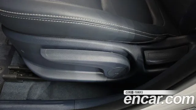 Hyundai Venue Venue 1.6 Premium — Фото автомобиля 30