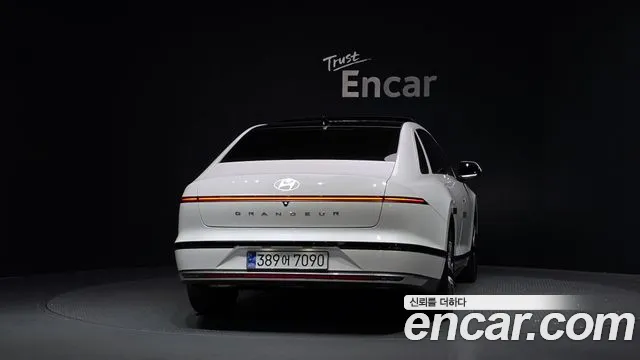 Hyundai Grandeur GN7 — Фото автомобиля 4