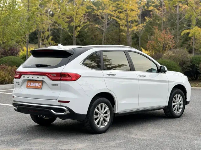 Haval M6 — Фото автомобиля 4