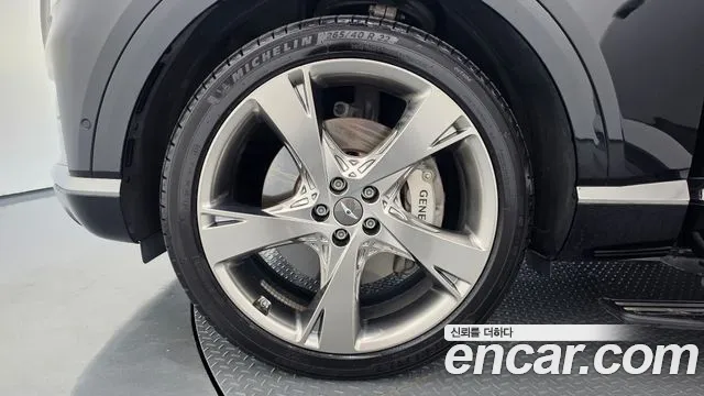 Genesis GV80 — Фото автомобиля 5