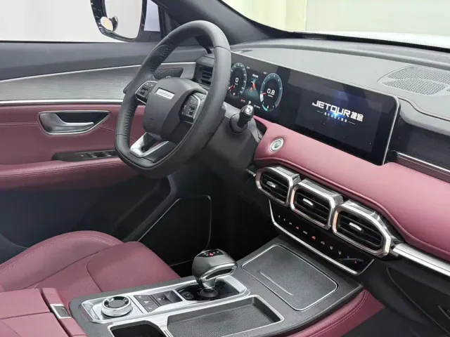 Jetour X70 Plus — Фото автомобиля 9