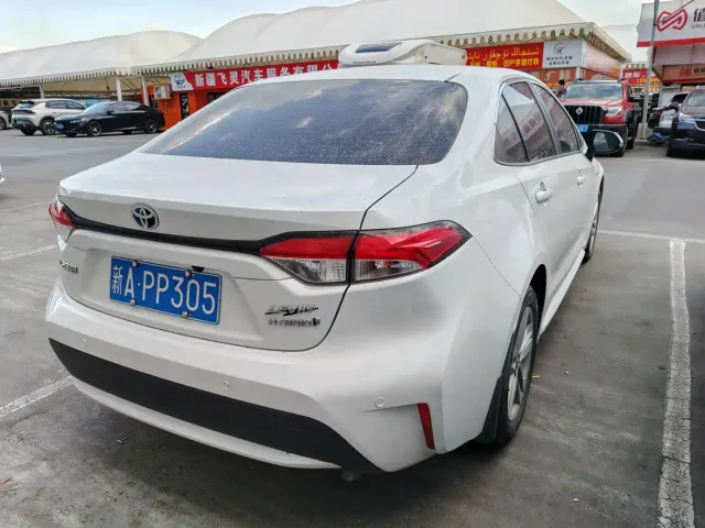 Toyota Corolla — Фото автомобиля 10
