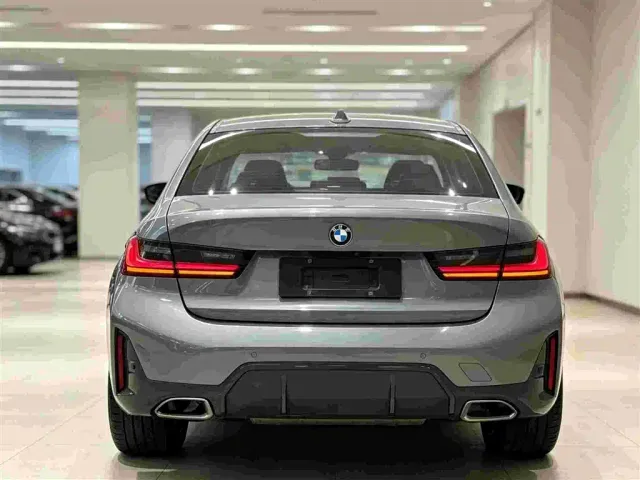 BMW 3 Series — Фото автомобиля 4