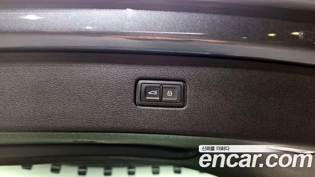 Audi Q7 55 TFSI quattro Premium — Фото автомобиля 29