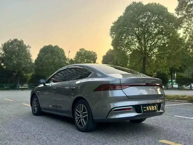 BYD Qin PLUS — Фото автомобиля 9