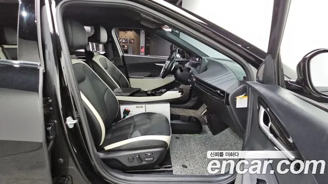 Kia EV6 — Фото автомобиля 12