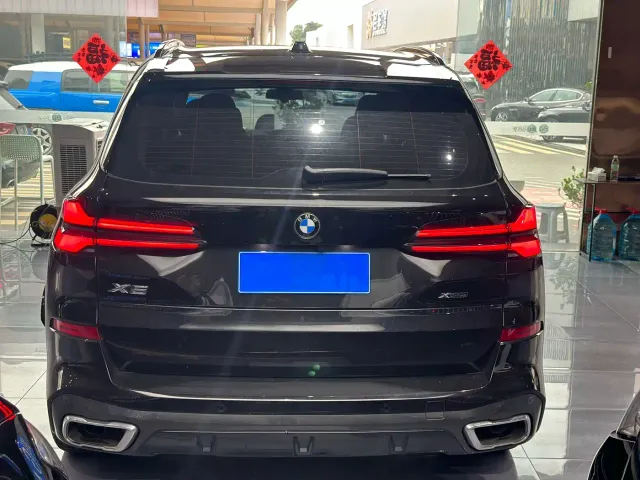 BMW X5 — Фото автомобиля 4