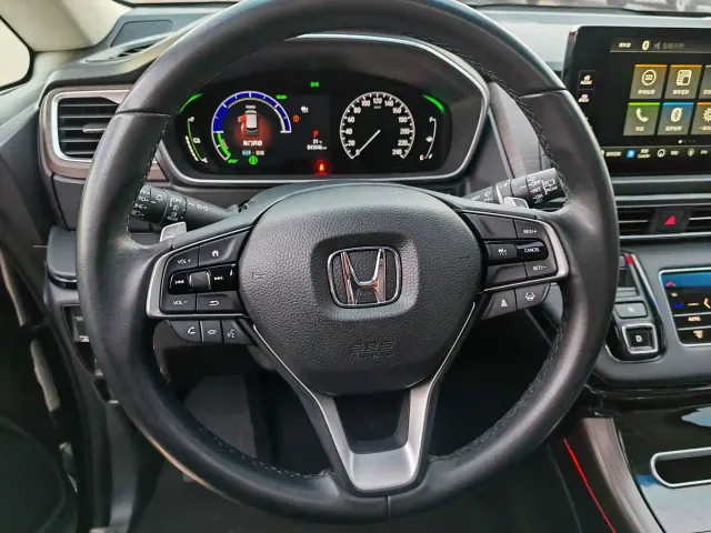 Honda Odyssey — Фото автомобиля 6