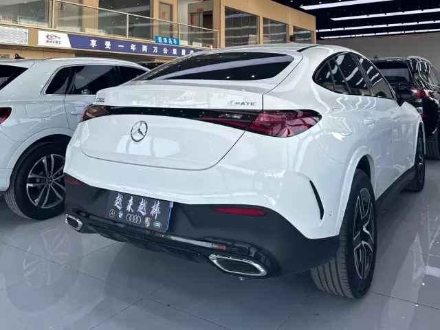 Mercedes-Benz GLC Coupe — Фото автомобиля 12