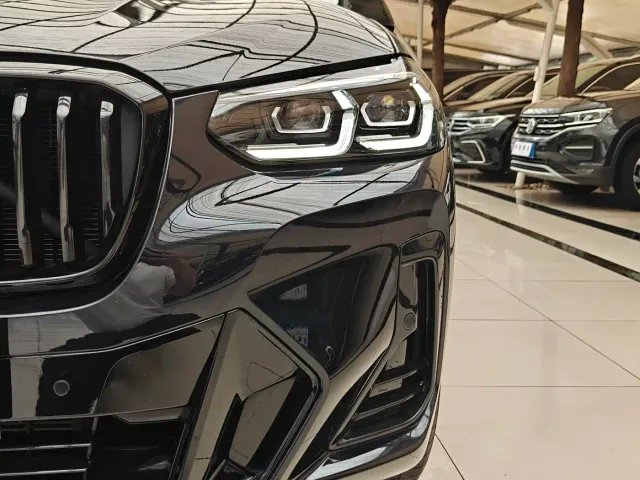 BMW X3 — Фото автомобиля 10