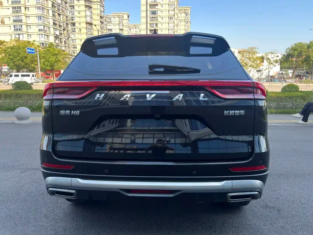 Haval H6 — Фото автомобиля 16
