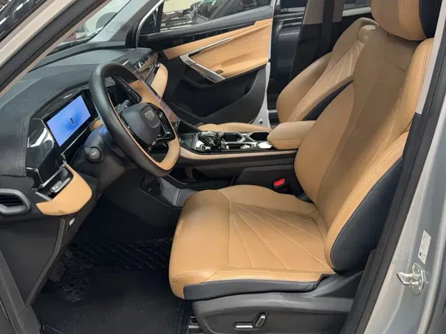 Geely Boyue L 2023 1.5TD DCT Premium — Фото автомобиля 11